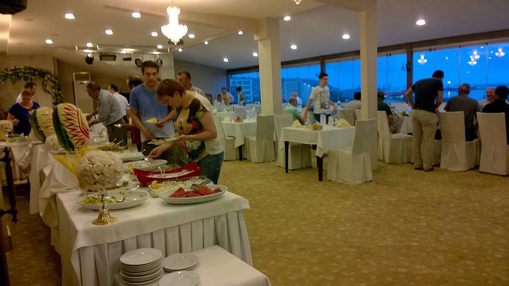 Amisos Hotel Samsun Exterior foto